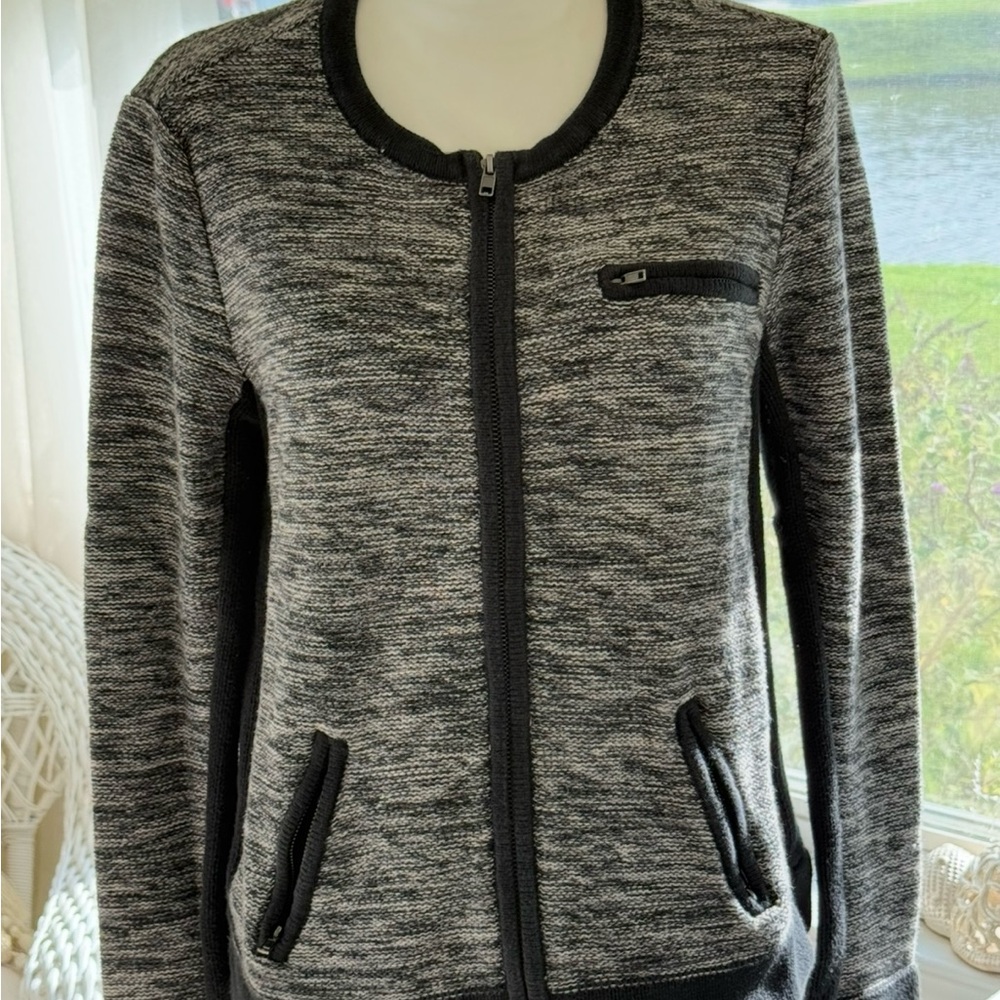 Banana Republic cardigan gray black career office pockets